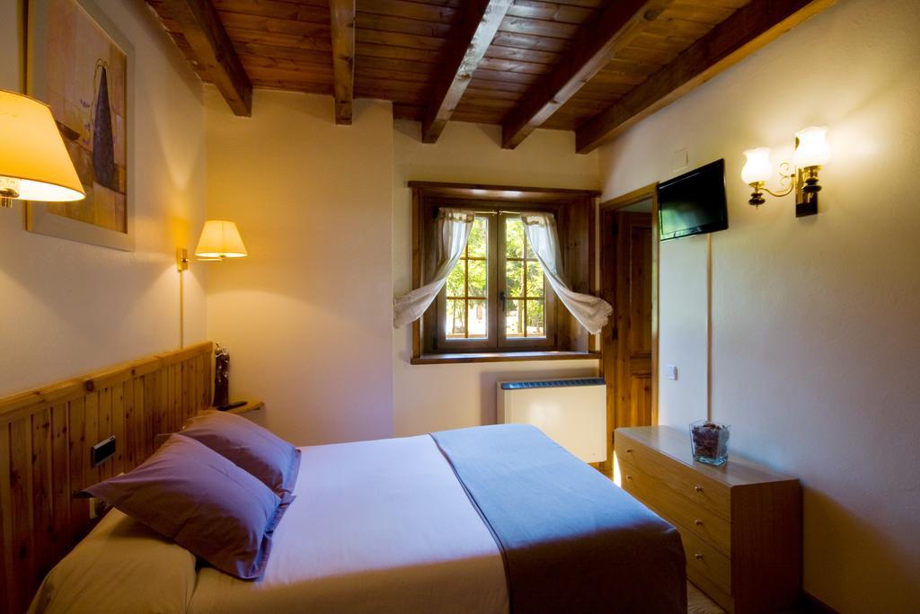 El Bouquet Hotel Pla de l'Ermita Room photo