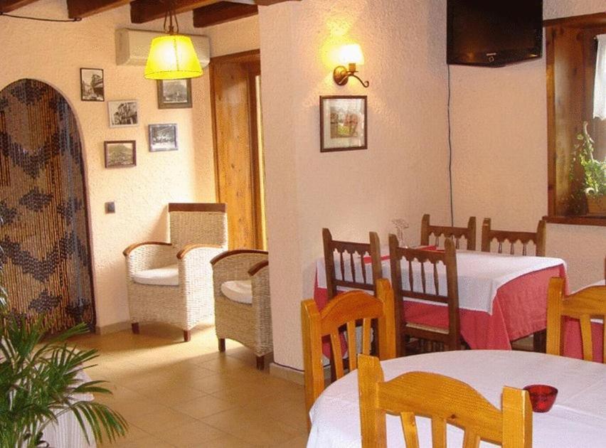 El Bouquet Hotel Pla de l'Ermita Exterior photo